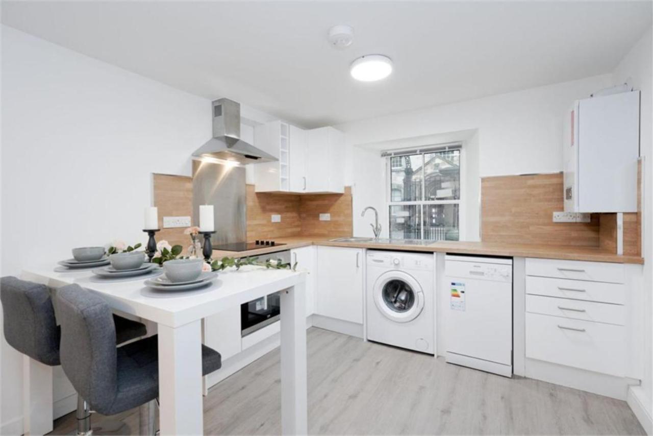 Royal Mile Old Town Apartment 에든버러 외부 사진